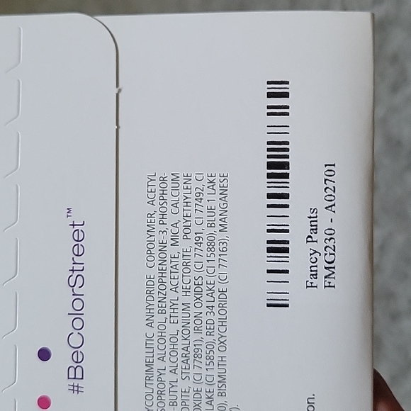 Color Street - Frills & Thrills - Picture 5 of 7